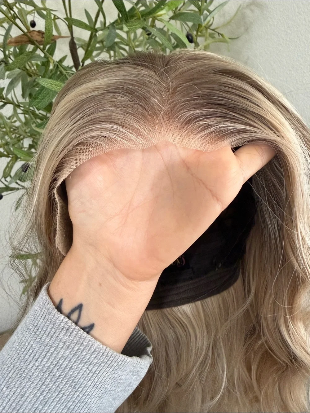 AISOM Honey Blonde Mila Lace Front Wig